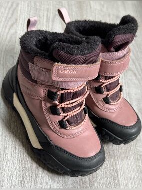 Geox Amphibiox Kids Waterproof Winter Boots Pink Size 8